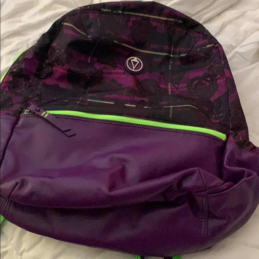 Ivviva Girl’s Floral Bsckpack